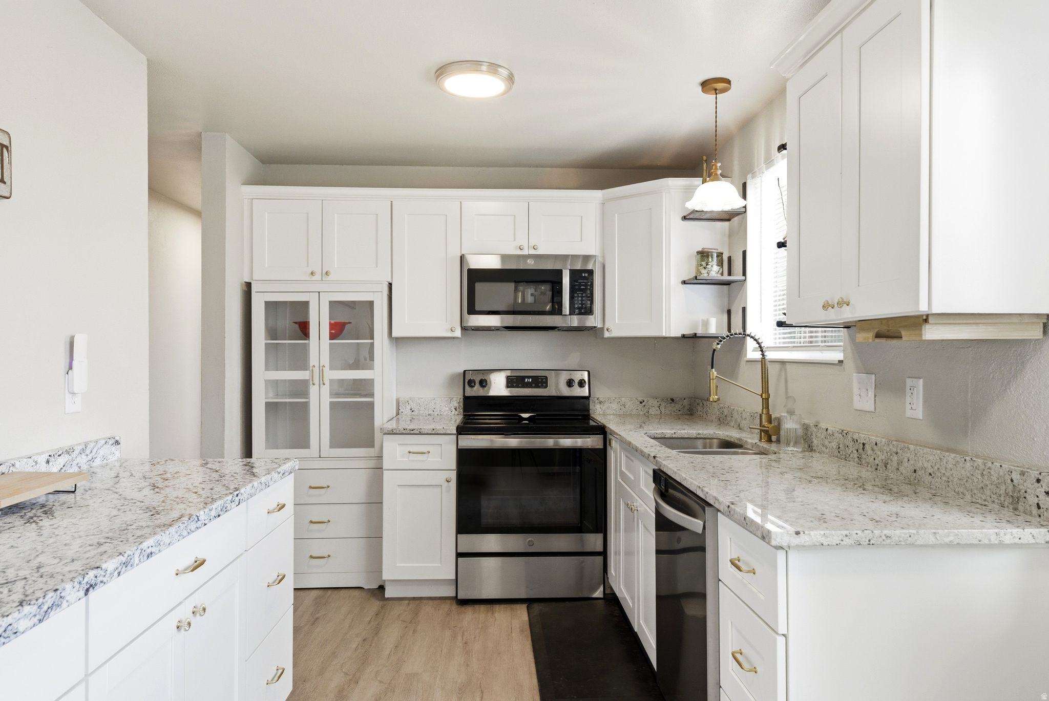 MISTY HILLS - Residential