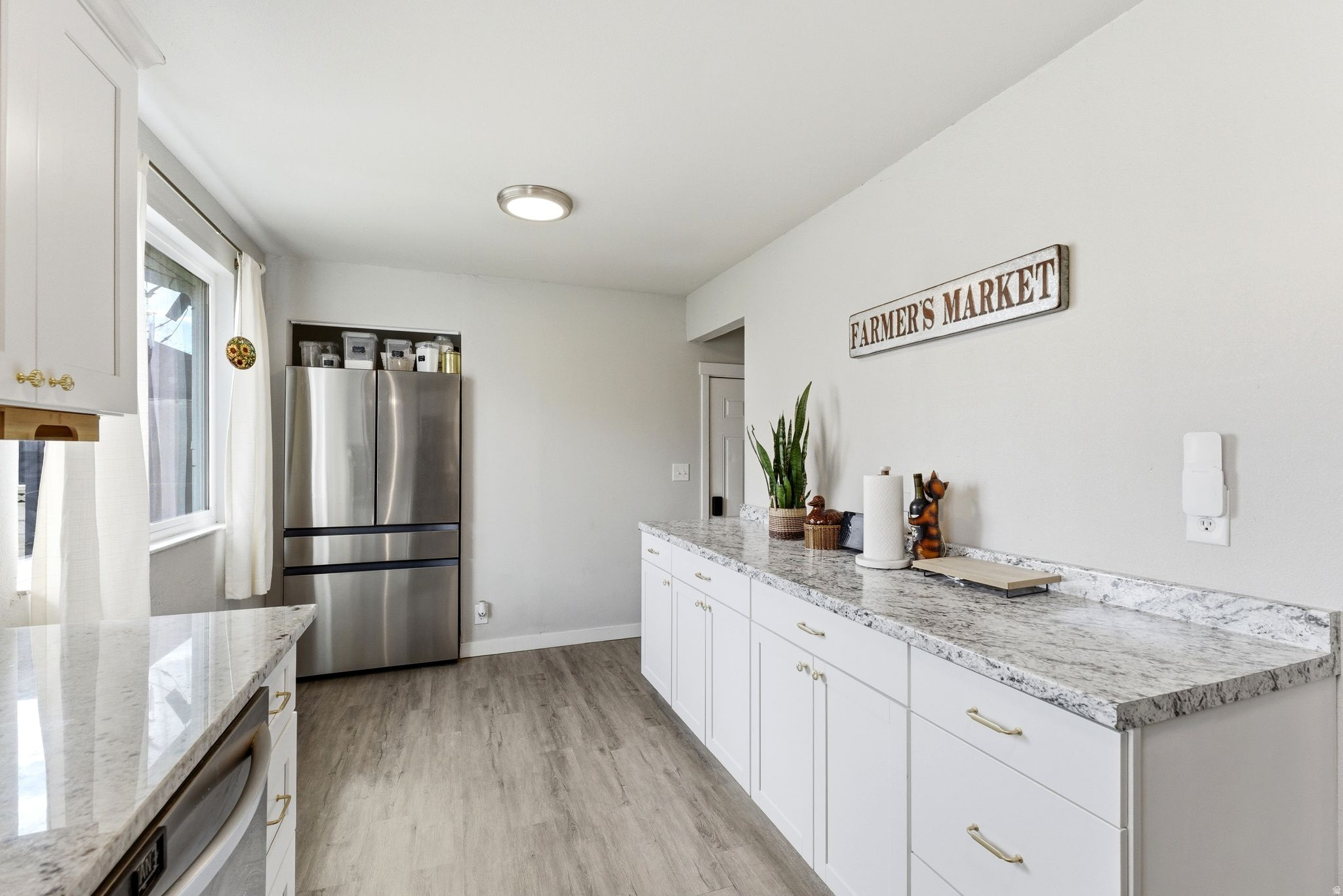 MISTY HILLS - Residential