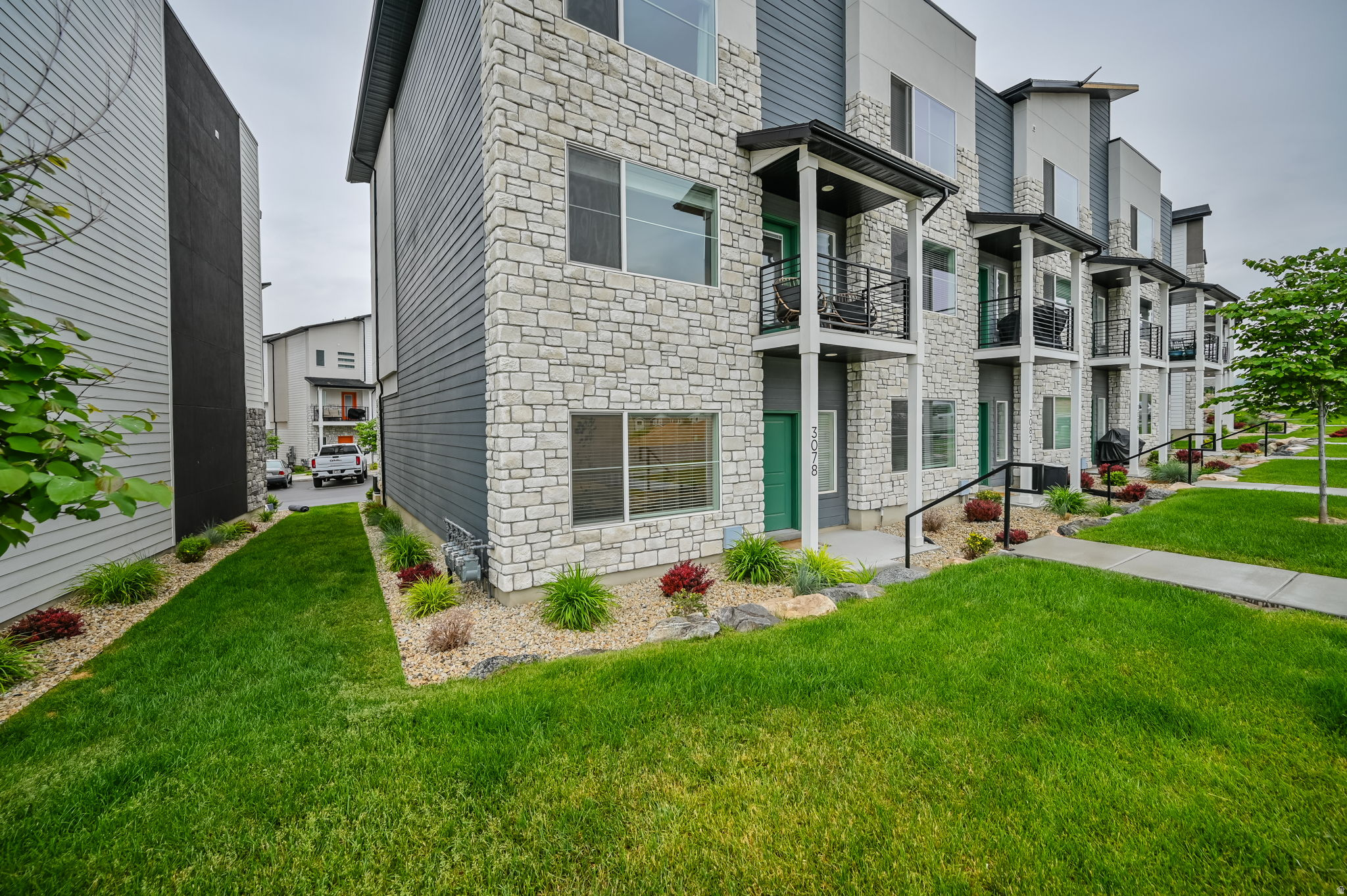 INDIGO BEND - Residential