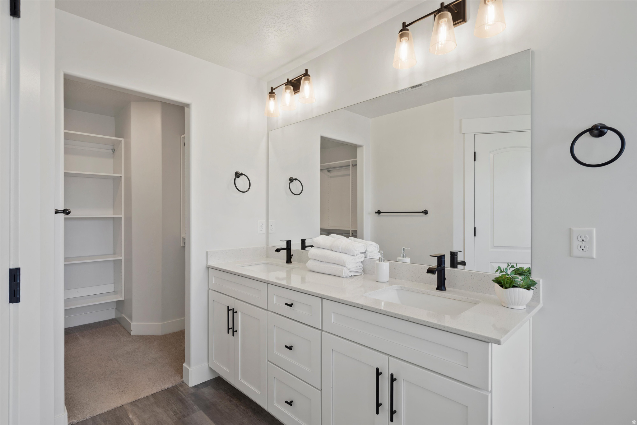 BRANDON PARK - Residential