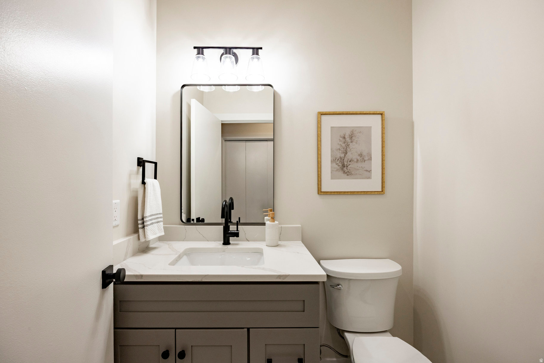 HIDDEN COVE - Residential