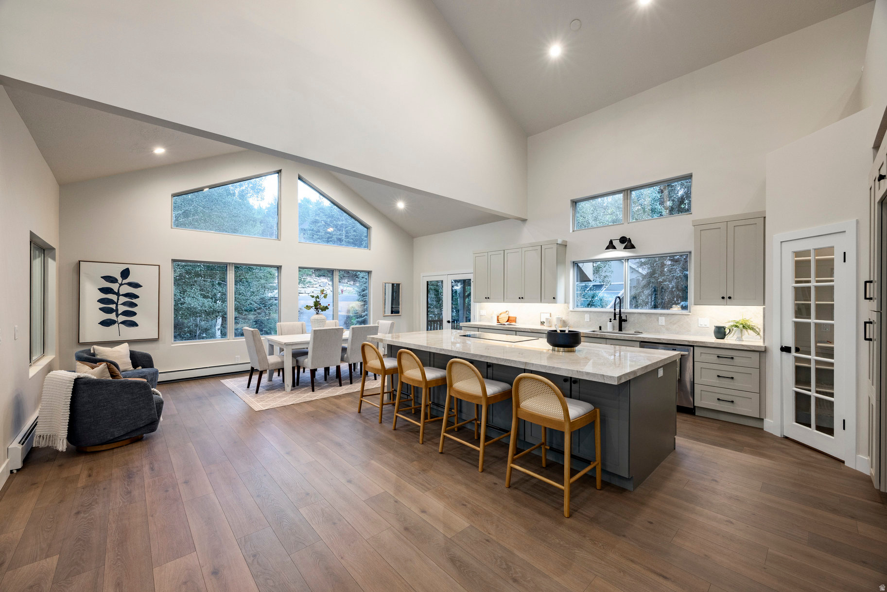 HIDDEN COVE - Residential