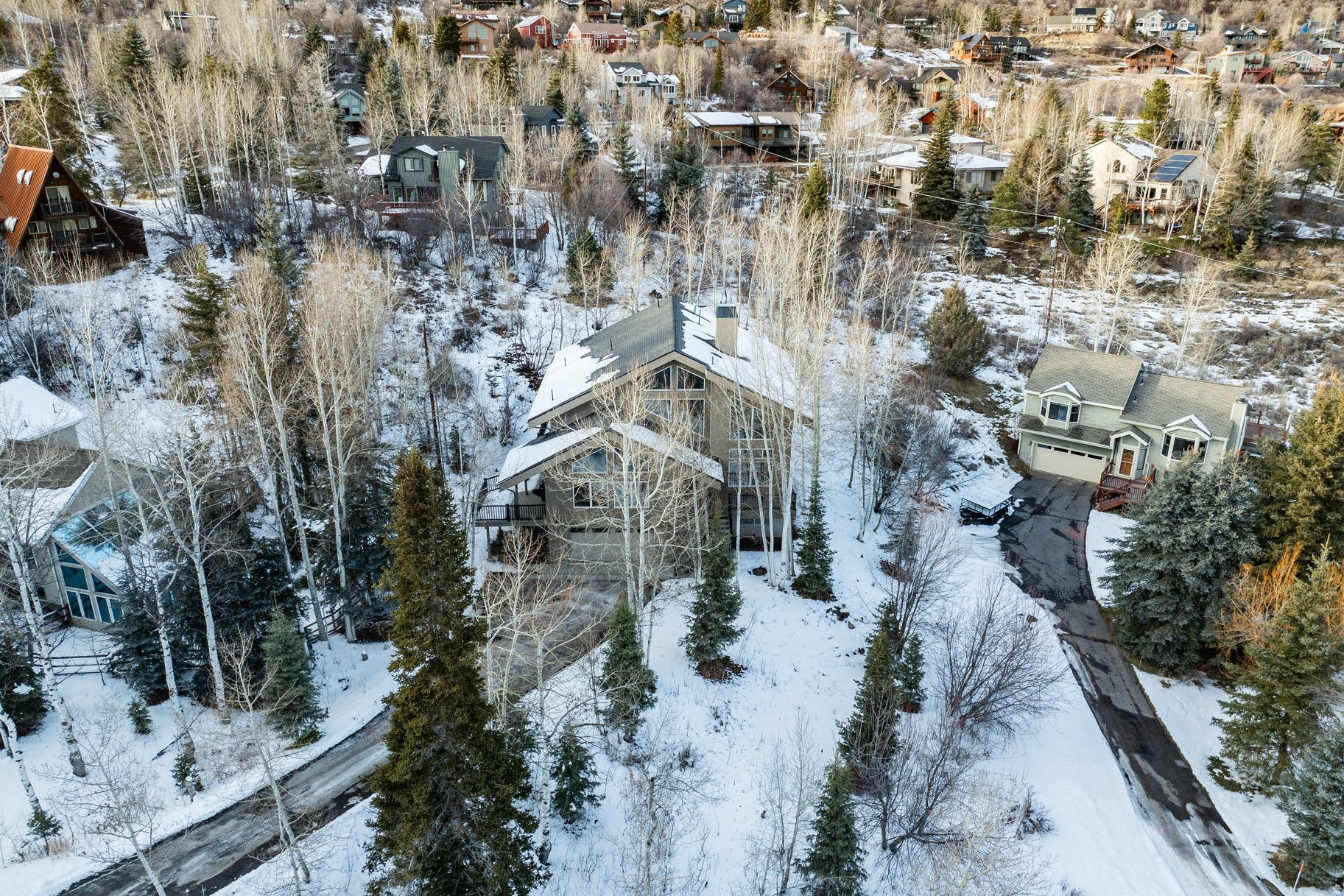 HIDDEN COVE - Residential