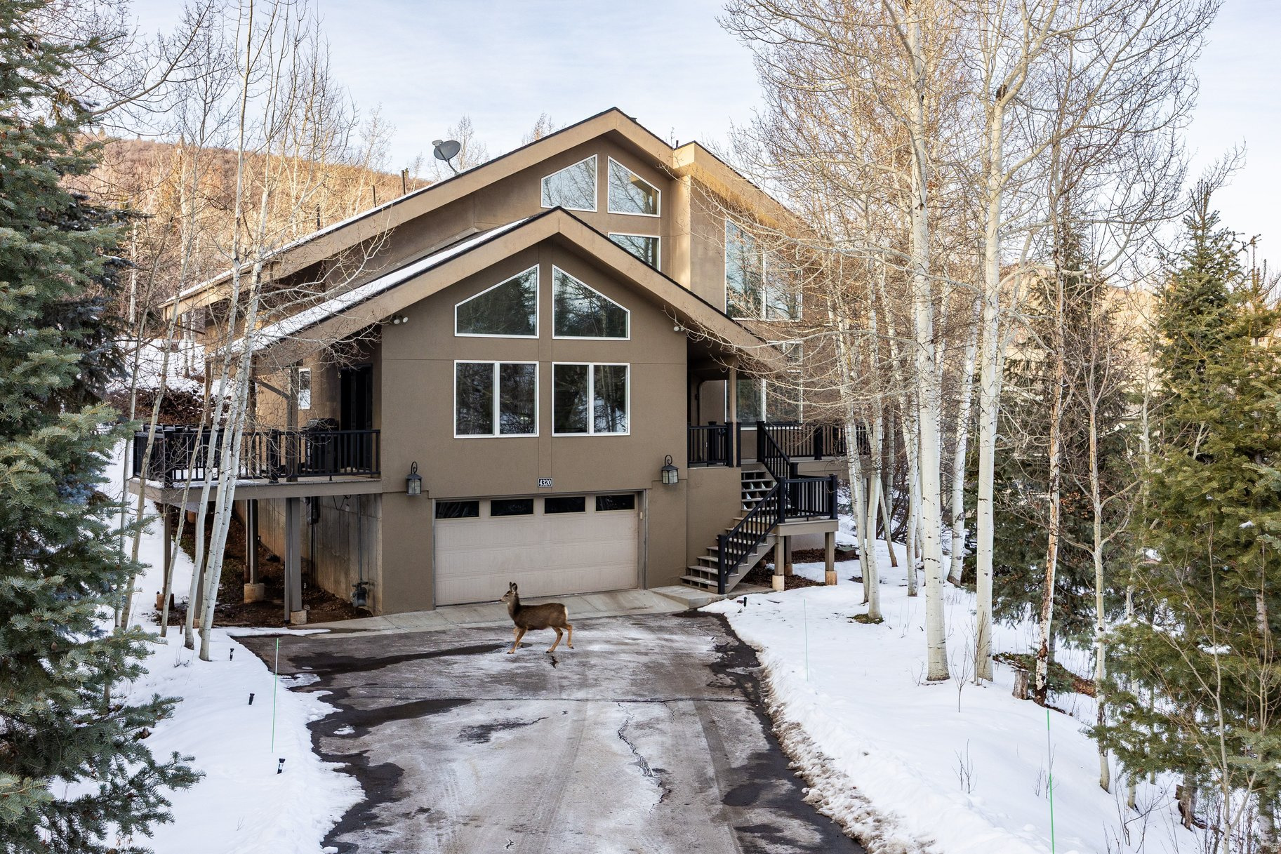 HIDDEN COVE - Residential