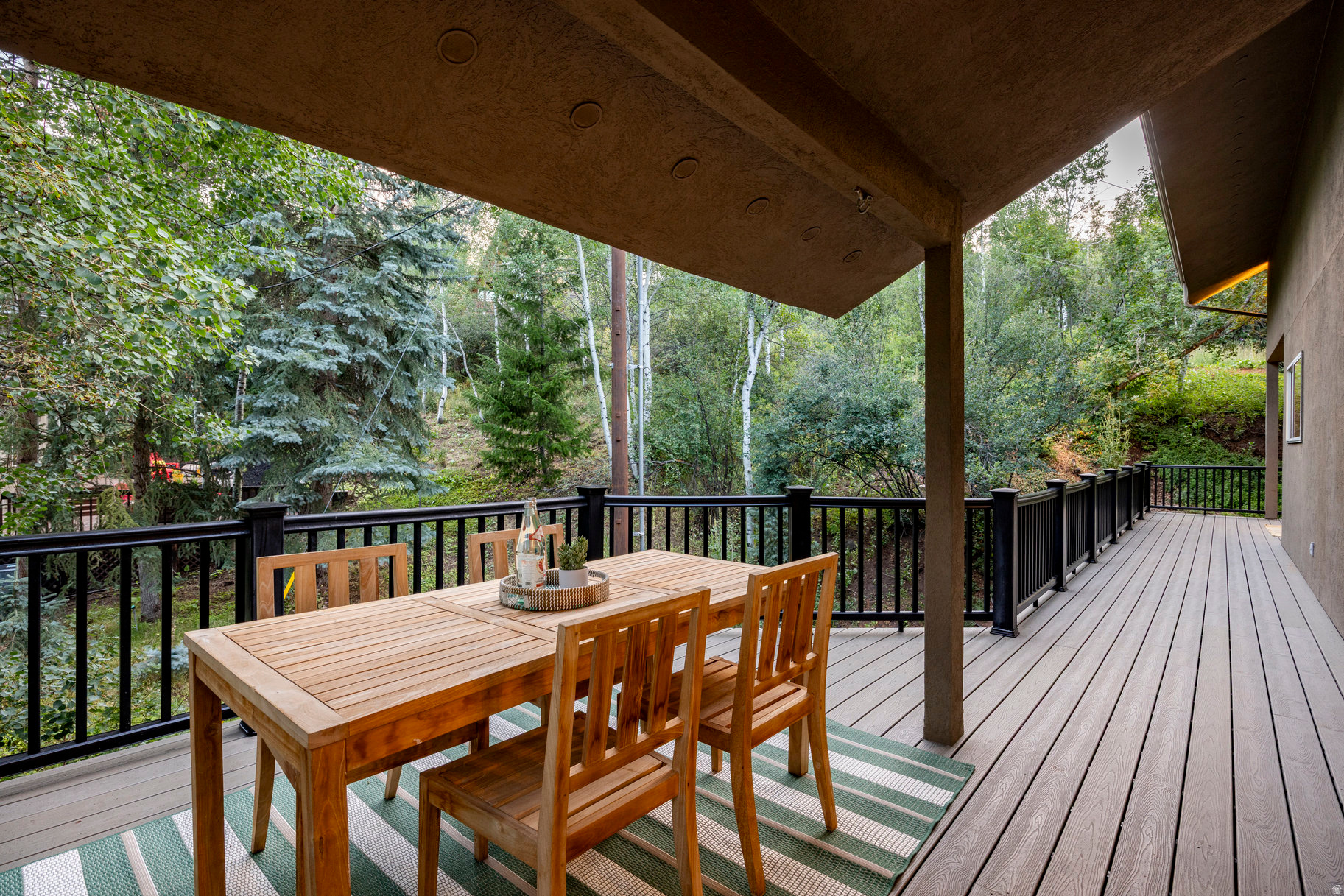 HIDDEN COVE - Residential