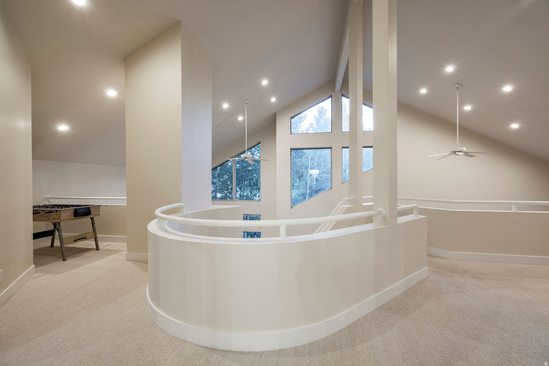 HIDDEN COVE - Residential