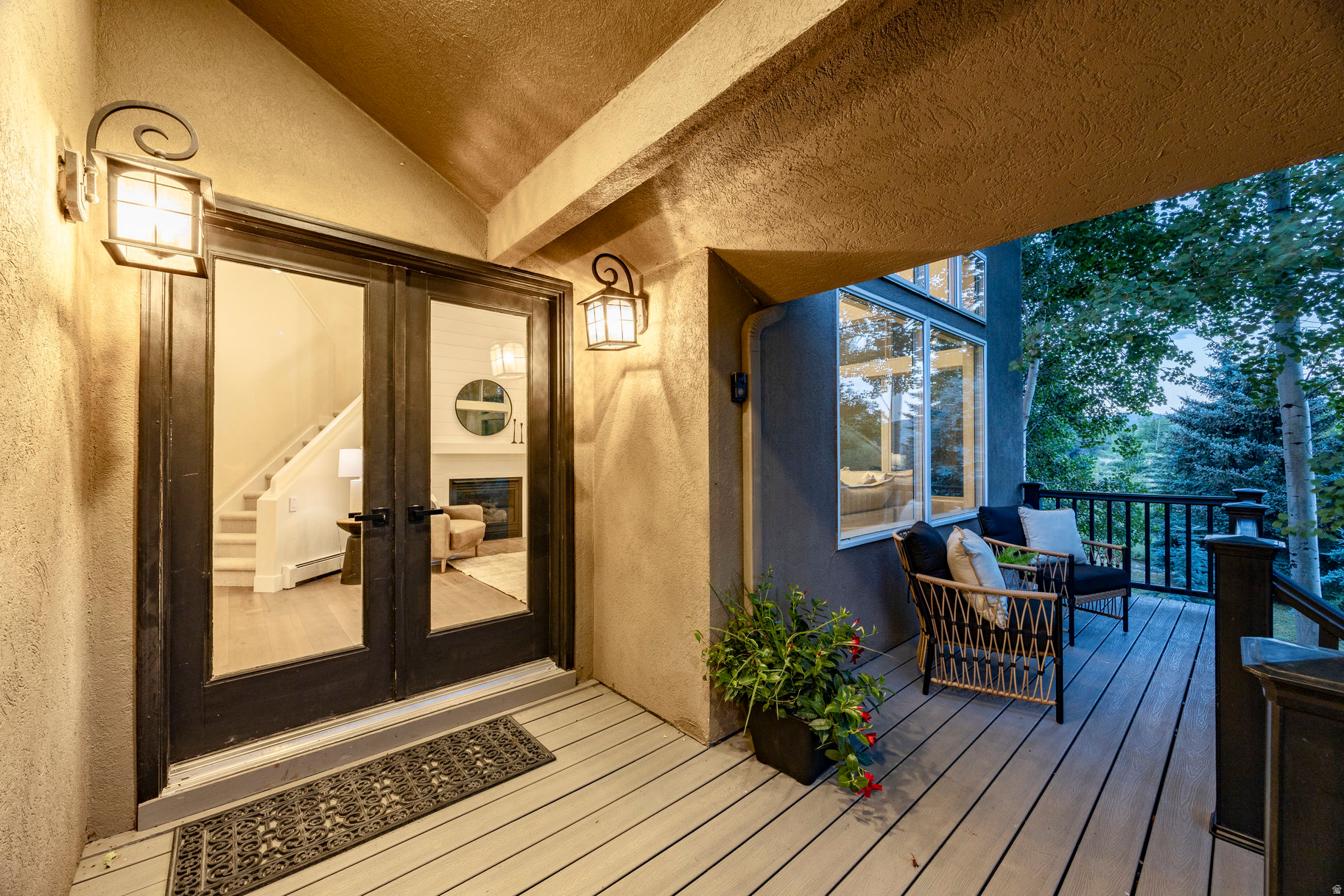 HIDDEN COVE - Residential