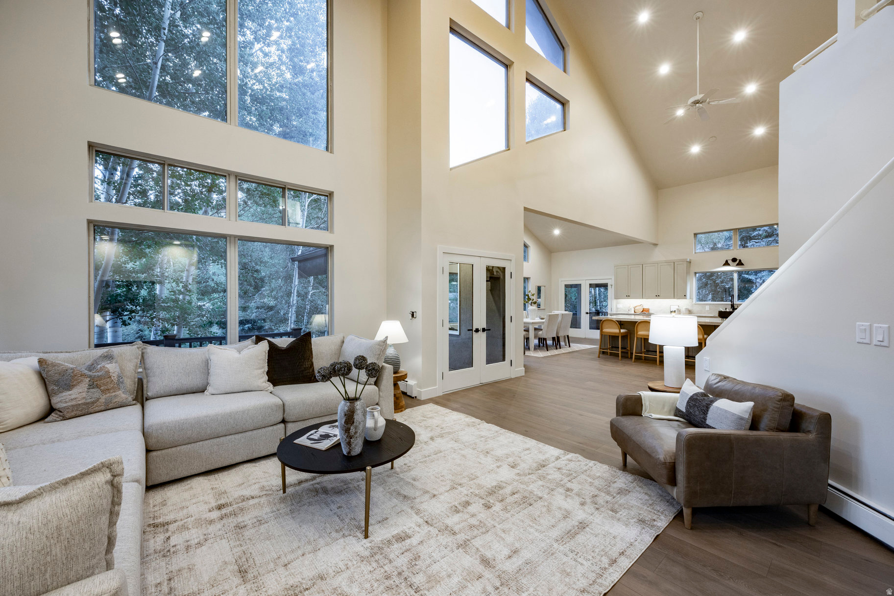 HIDDEN COVE - Residential