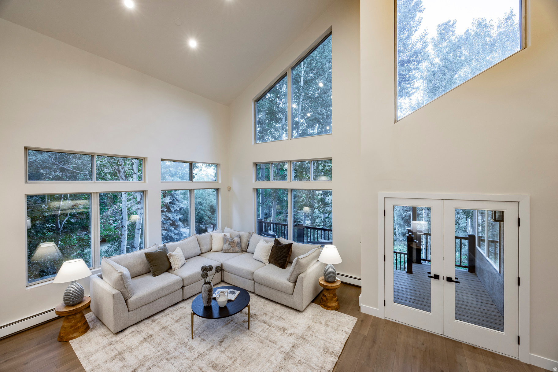 HIDDEN COVE - Residential