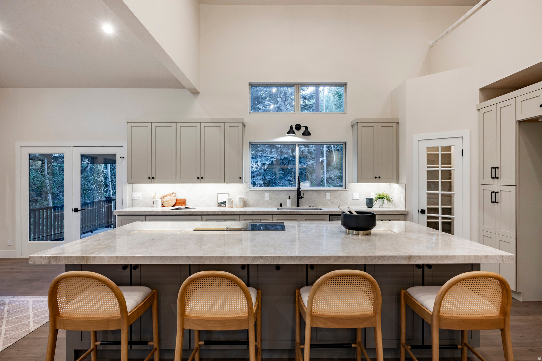 HIDDEN COVE - Residential