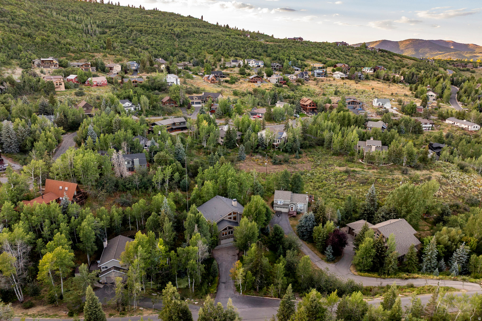 HIDDEN COVE - Residential