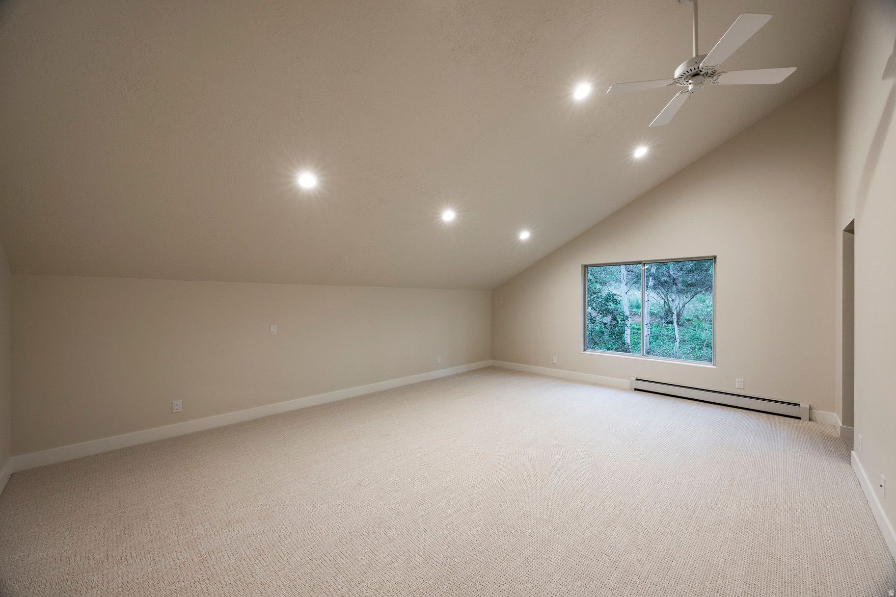 HIDDEN COVE - Residential