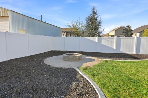 Tiny photo for 71 N REVERE LN, Lehi, UT 84043 (MLS # 2150317)