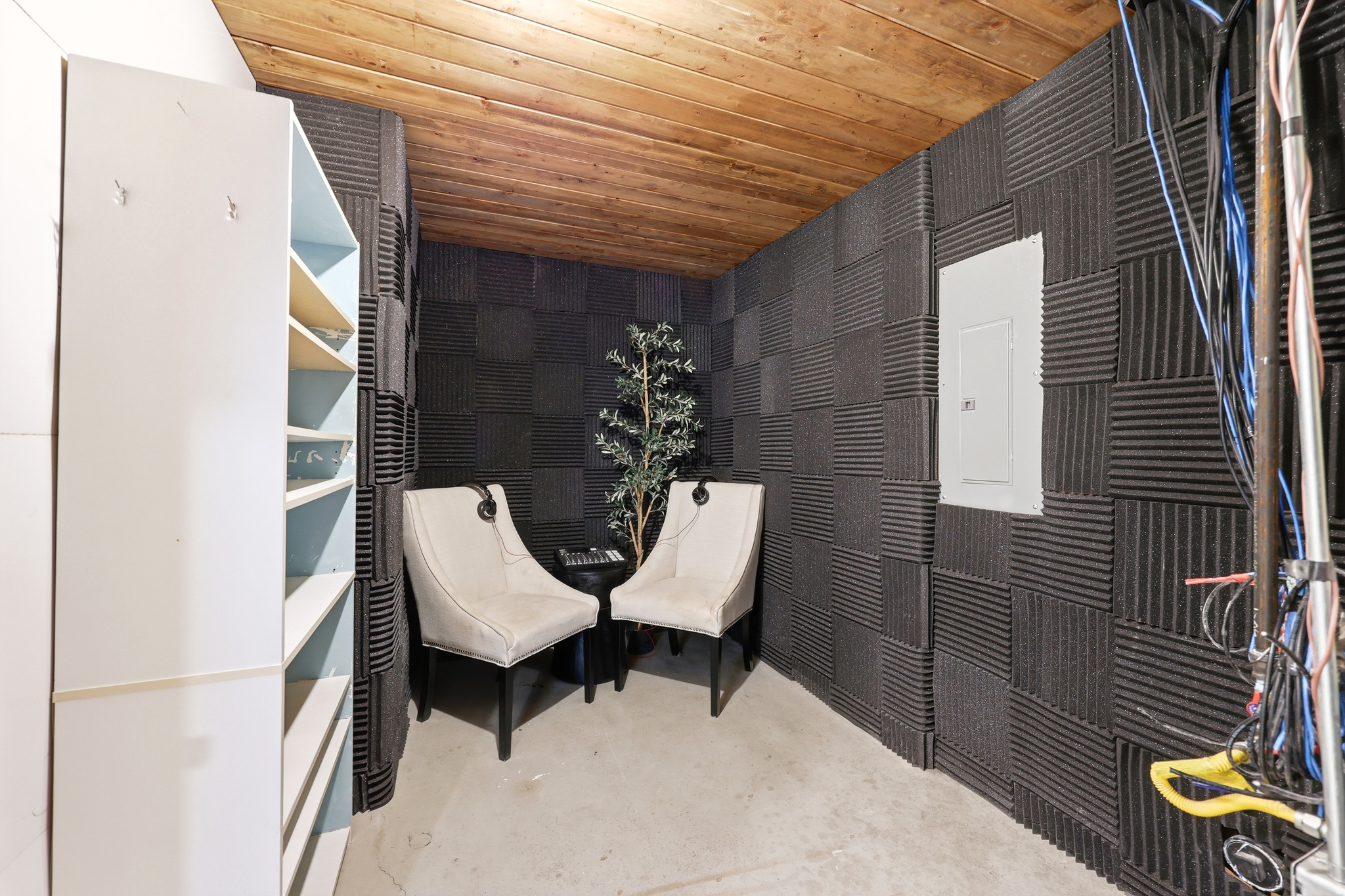 LARSON FARMS - Residential