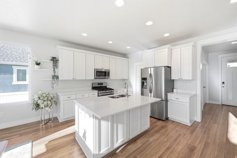 Tiny photo for 71 N REVERE LN, Lehi, UT 84043 (MLS # 2150317)