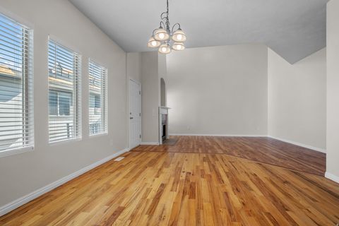 Tiny photo for 909 E ROSEBUD CT, Draper, UT 84020 (MLS # 2142334)