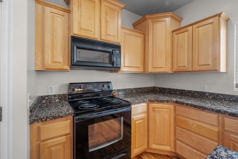 Tiny photo for 909 E ROSEBUD CT, Draper, UT 84020 (MLS # 2142334)
