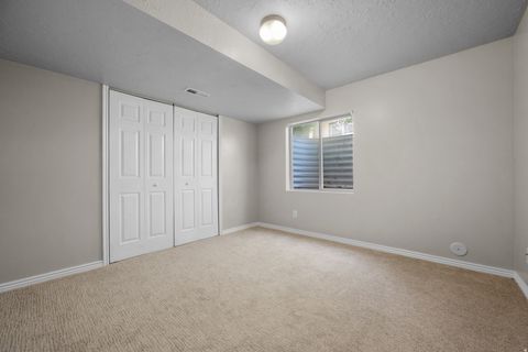 Tiny photo for 909 E ROSEBUD CT, Draper, UT 84020 (MLS # 2142334)