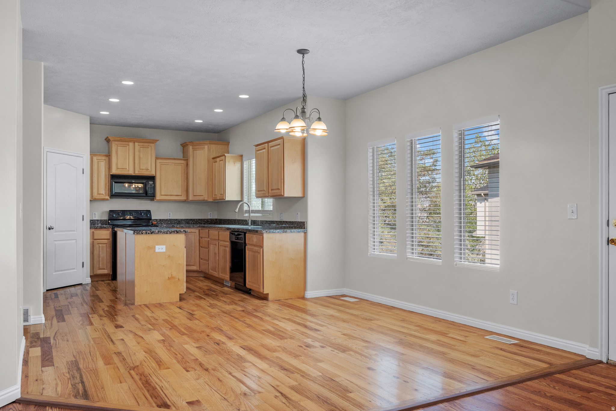 MONTANA VIEW ESTATES - Residential