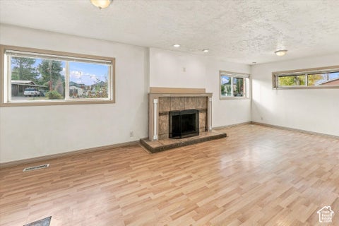 Tiny photo for 252 W 4900 ST S, Washington Terrace, UT 84405 (MLS # 2191773)