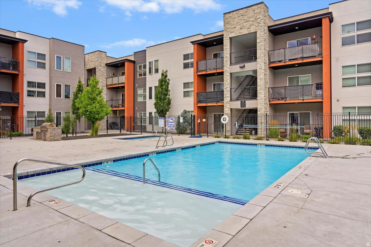 WEST SQUARE CONDOMIN - Residential