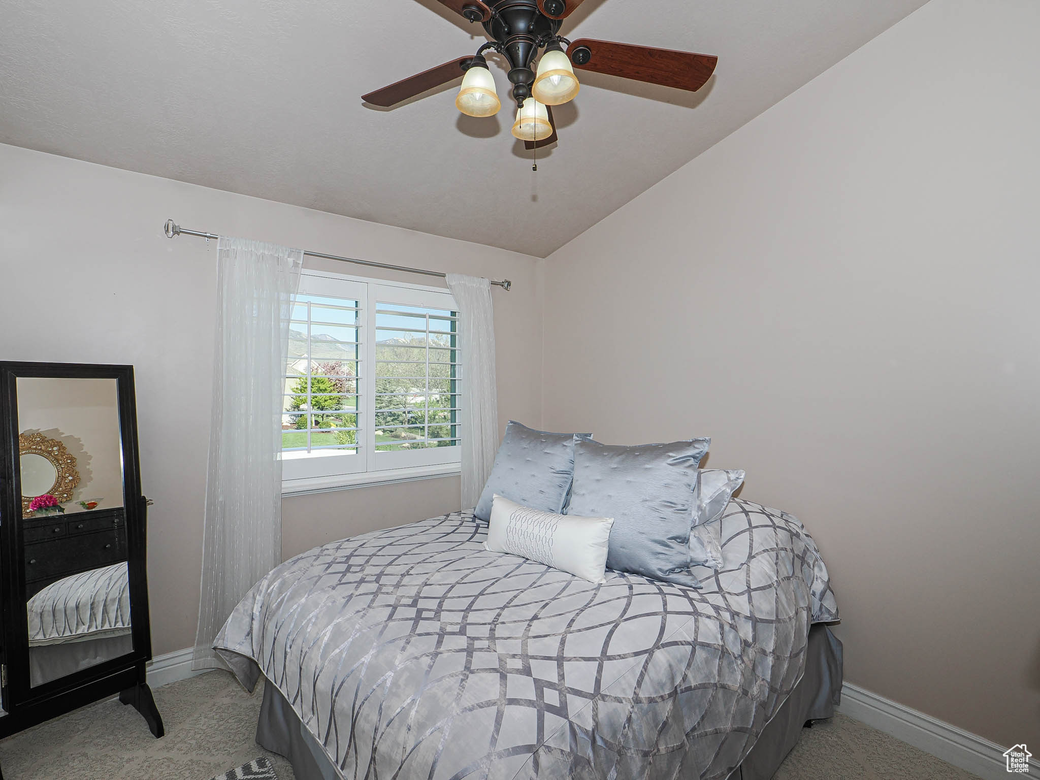 7956 S Cricket Ln, West Jordan, Utah image 27