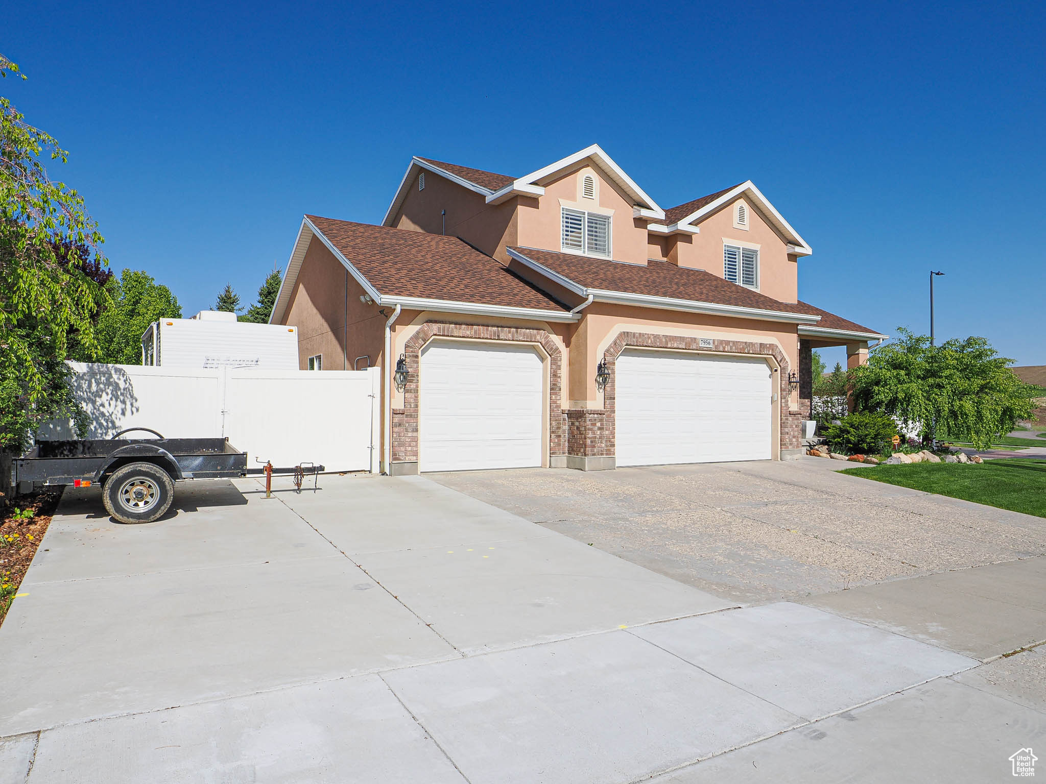 7956 S Cricket Ln, West Jordan, Utah image 3
