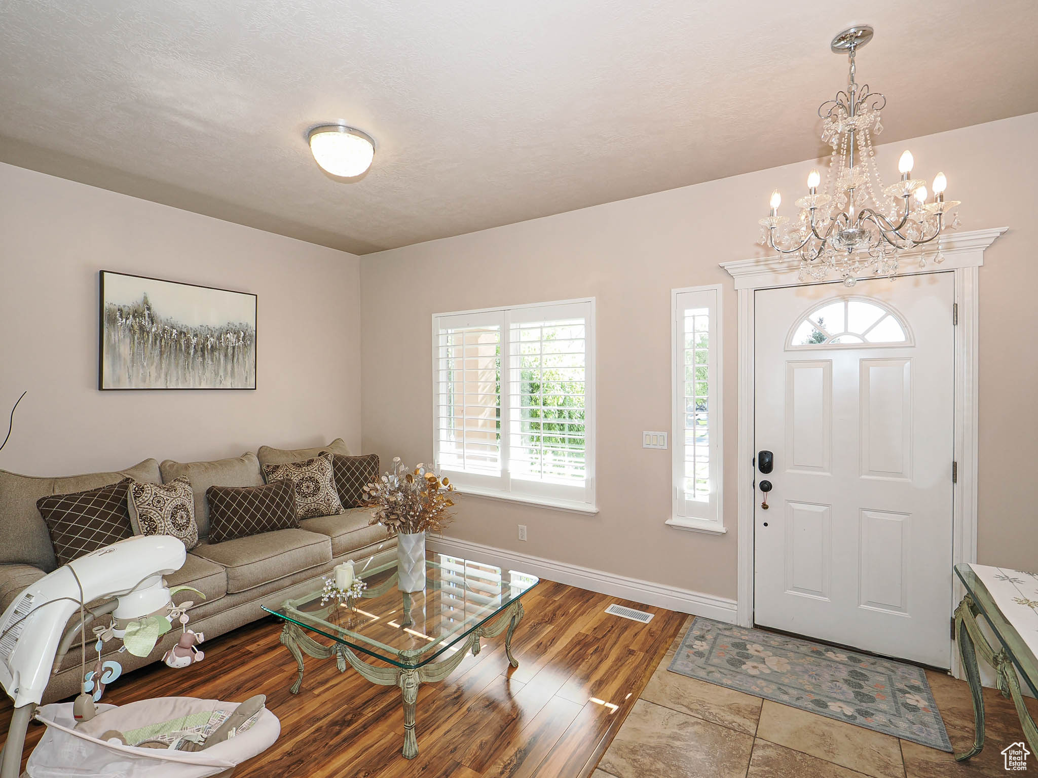 7956 S Cricket Ln, West Jordan, Utah image 5