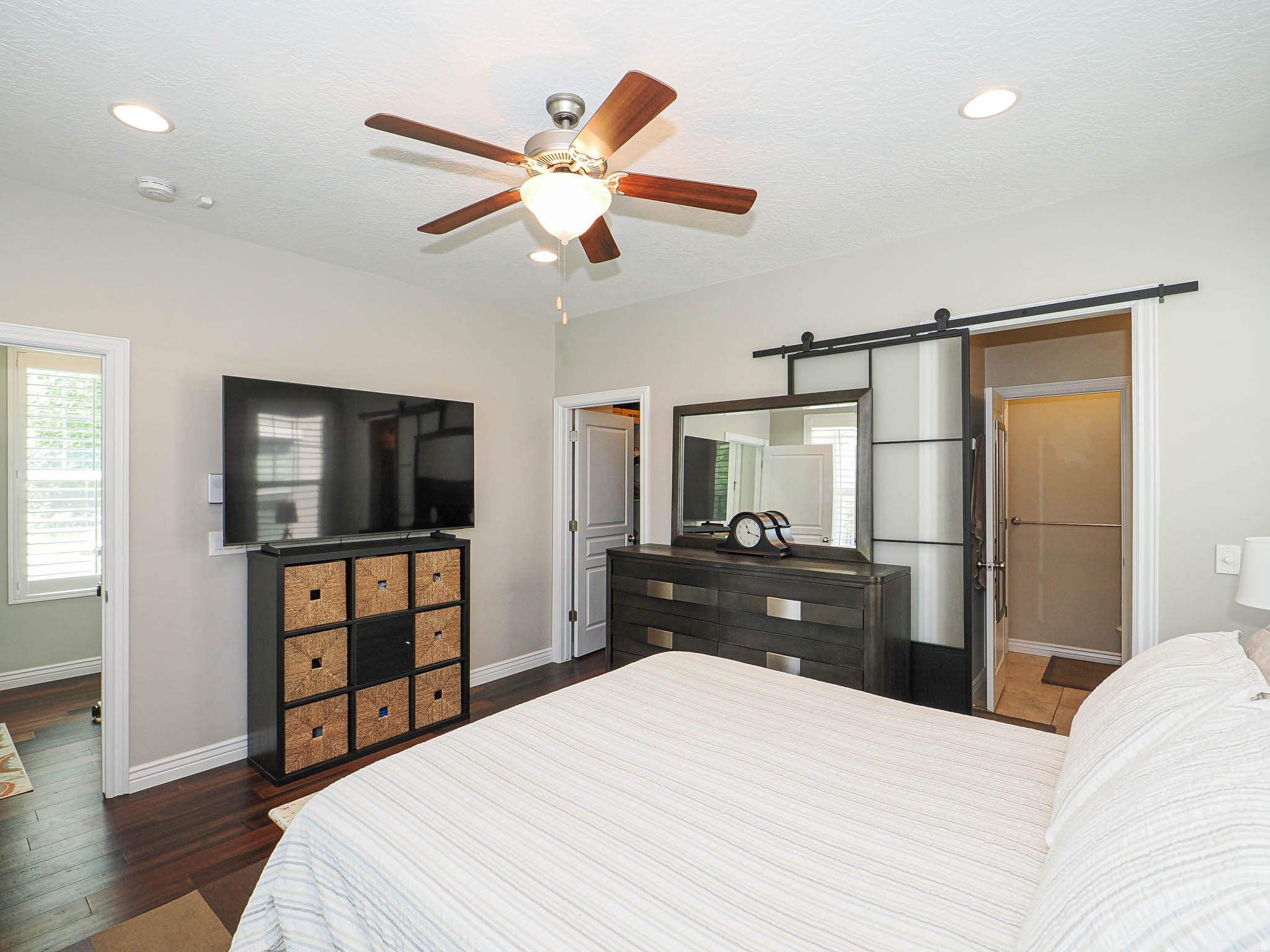 DAYBREAK - Residential