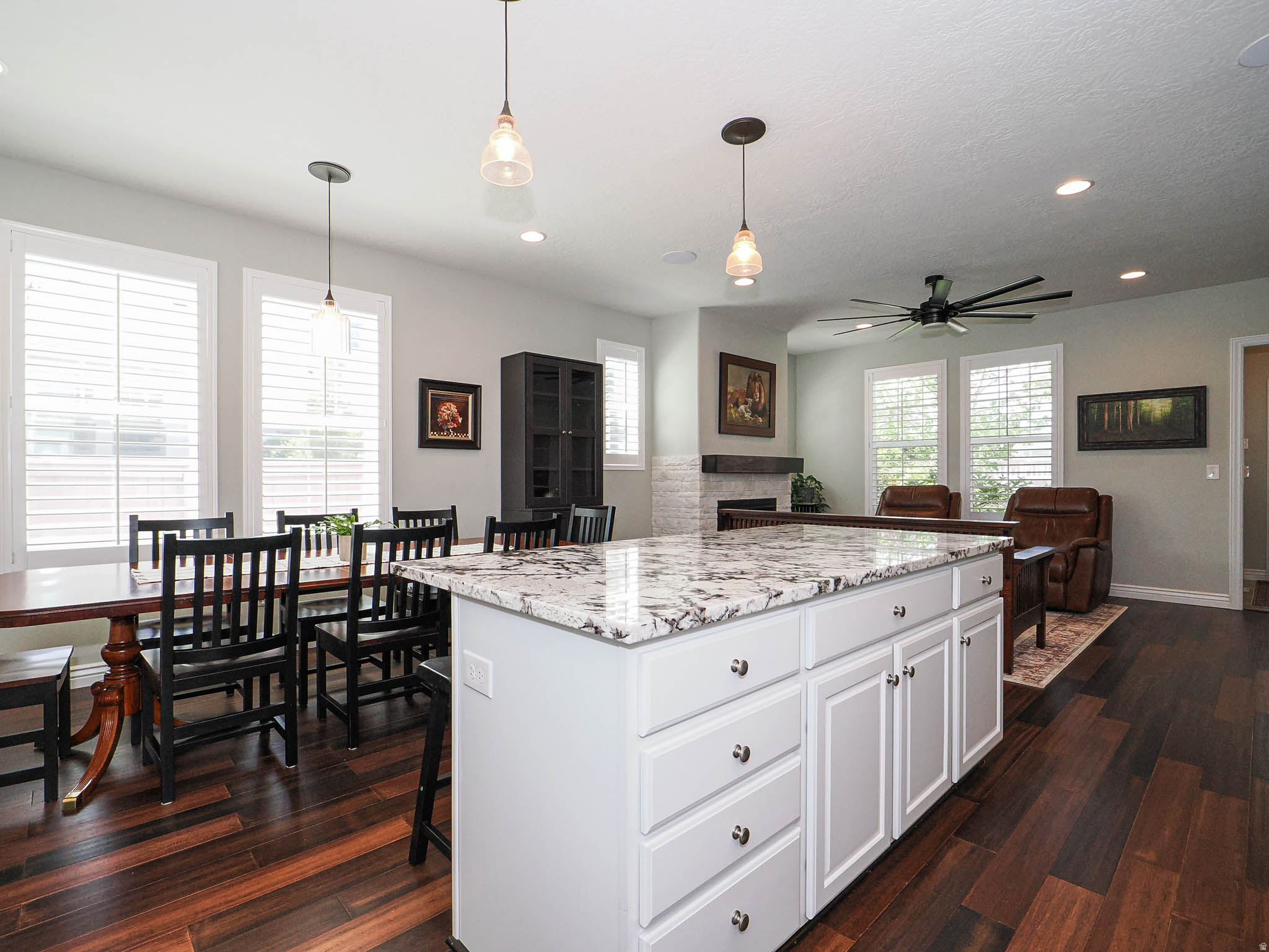 DAYBREAK - Residential