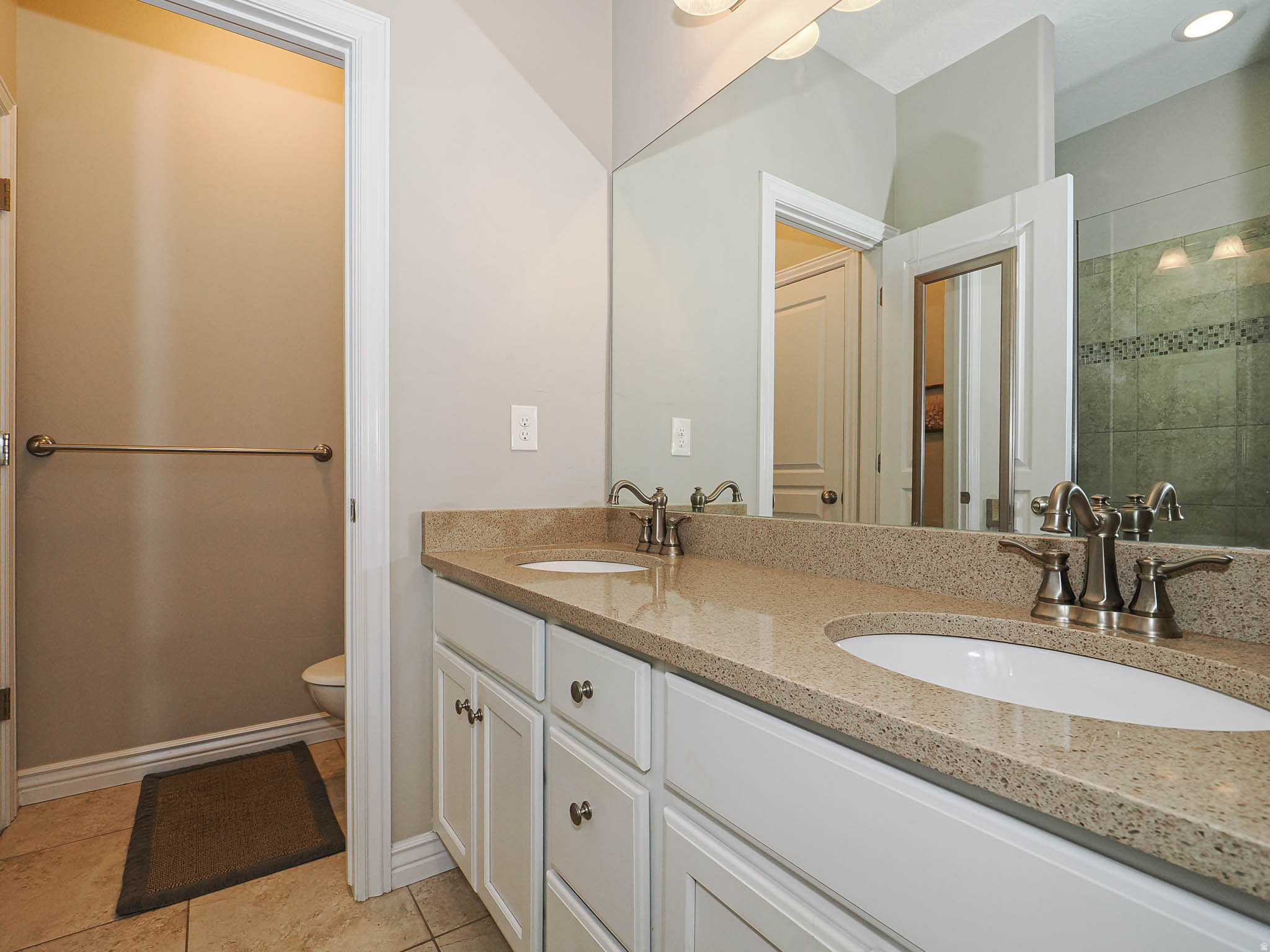 DAYBREAK - Residential