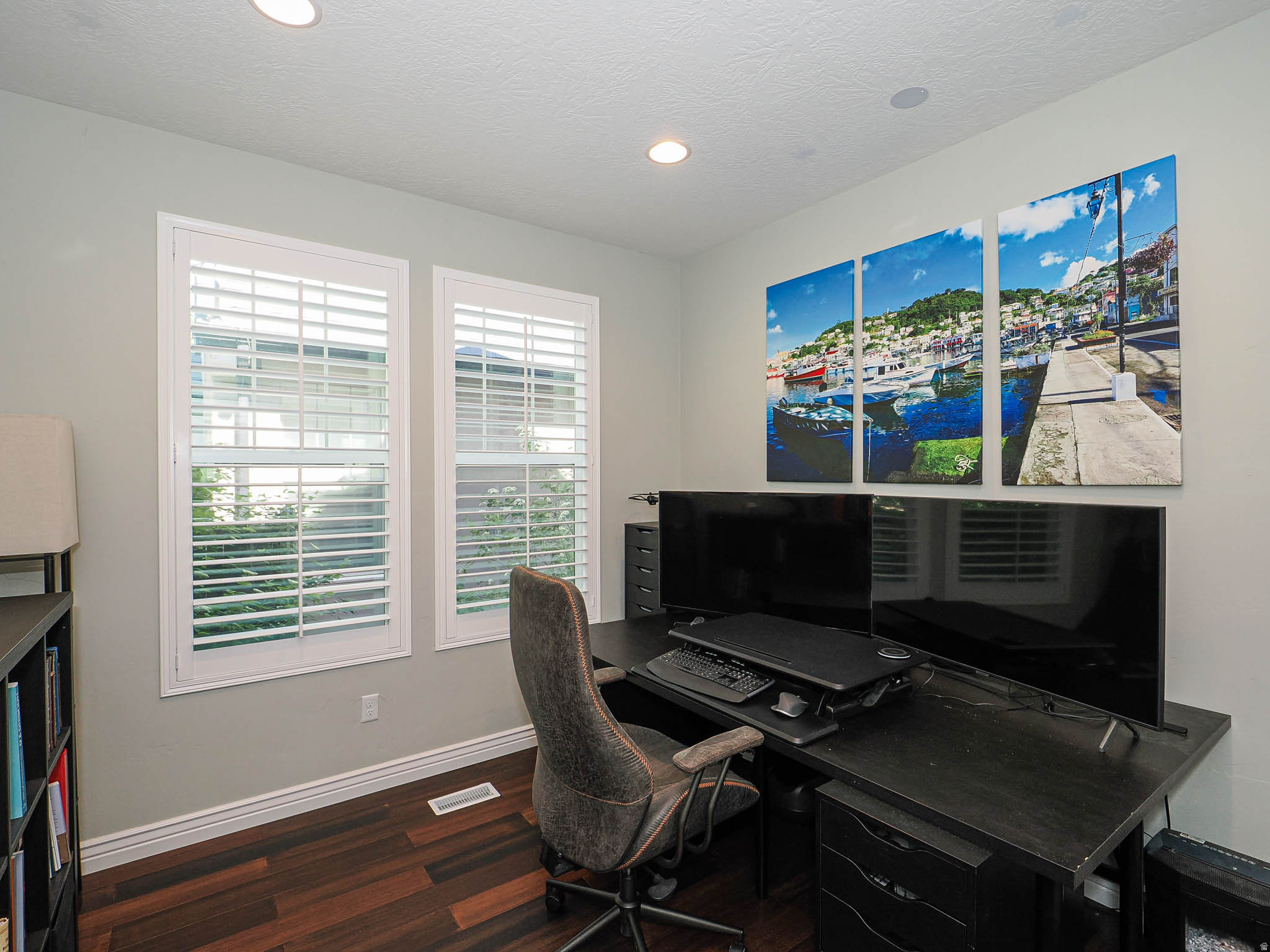 DAYBREAK - Residential