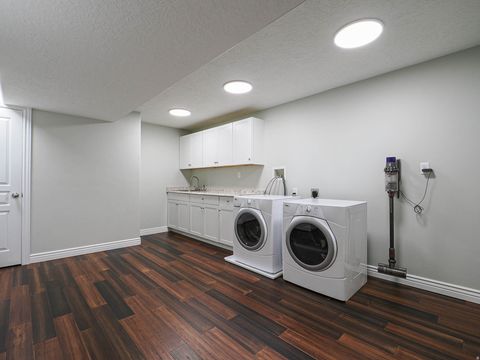 Tiny photo for 5167 W BOWSTRING WAY S, South Jordan, UT 84009 (MLS # 2129275)