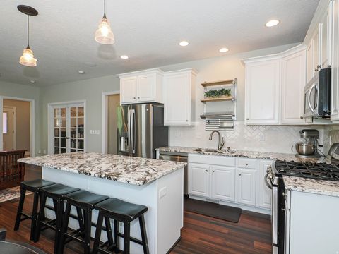 Tiny photo for 5167 W BOWSTRING WAY S, South Jordan, UT 84009 (MLS # 2129275)