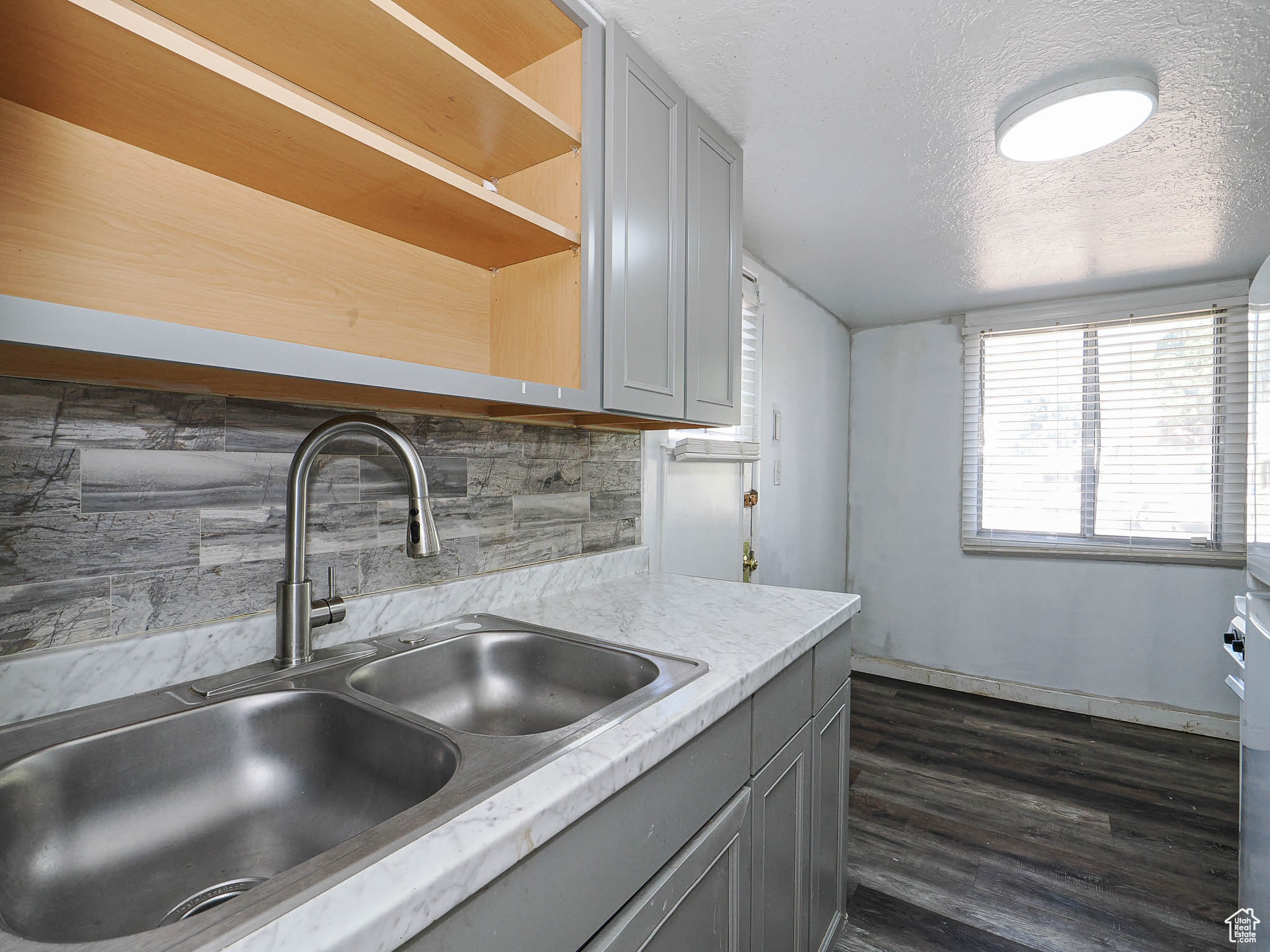 LAKE VIEW ADDITION - Residential