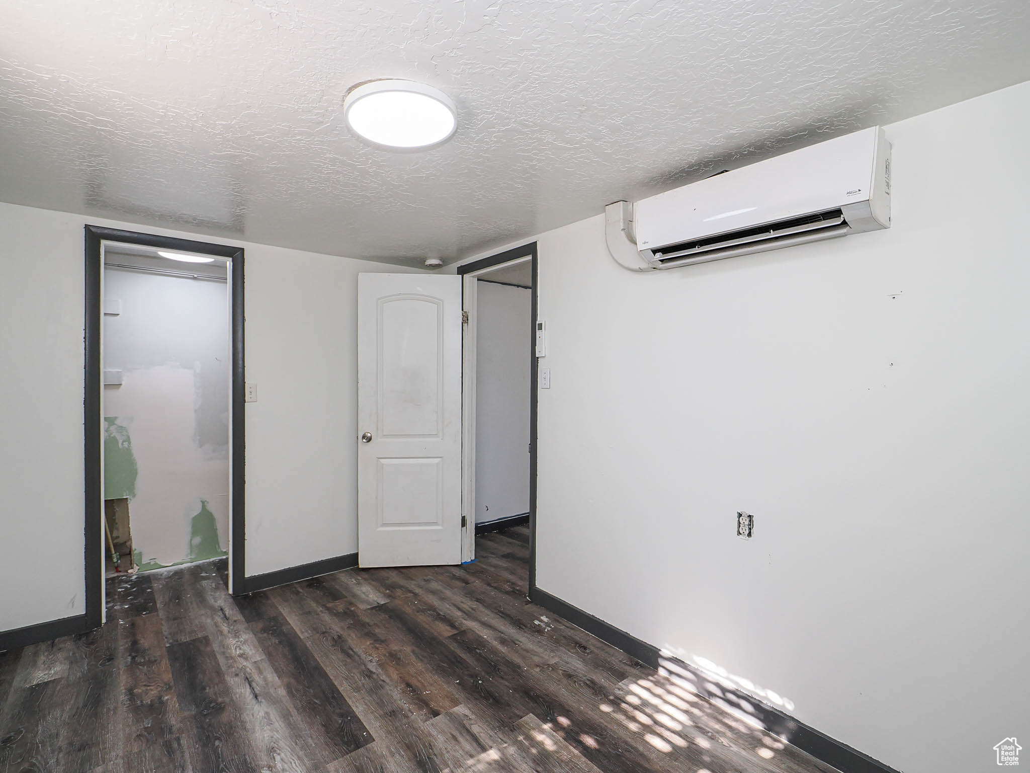 LAKE VIEW ADDITION - Residential