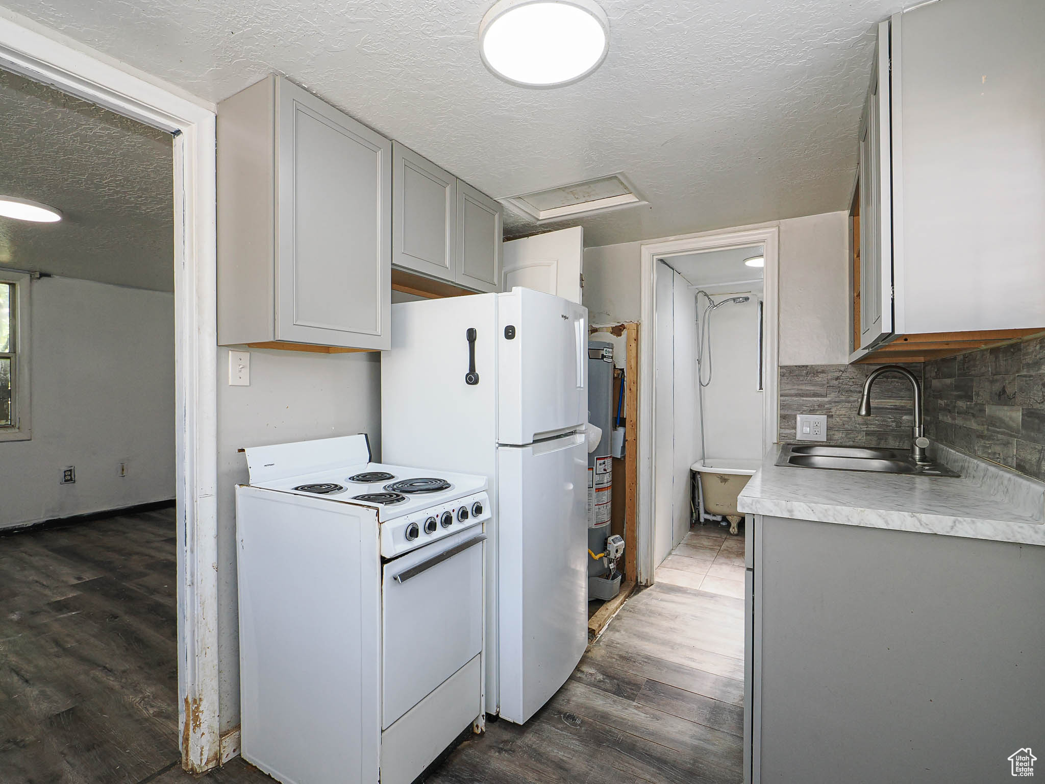 LAKE VIEW ADDITION - Residential