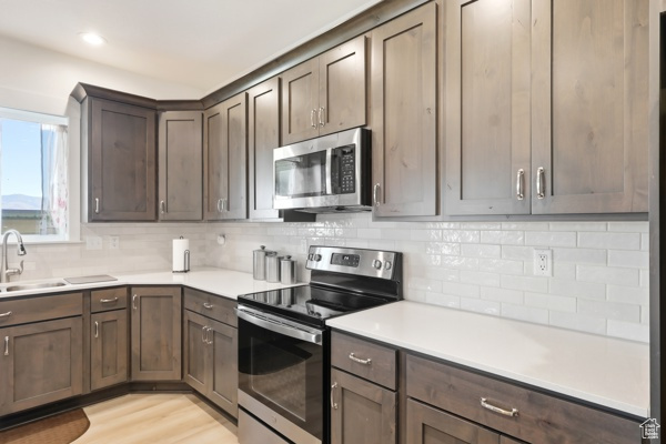 AMR5 MINOR SUBDIVISION - Residential