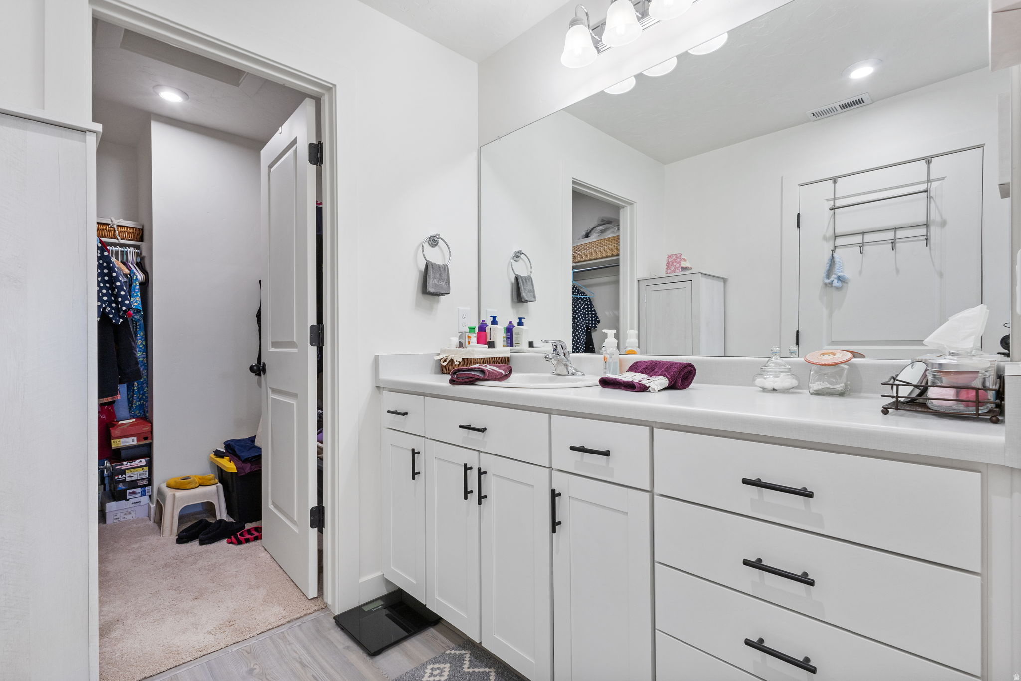 SCENIC MOUNTAIN - Residential