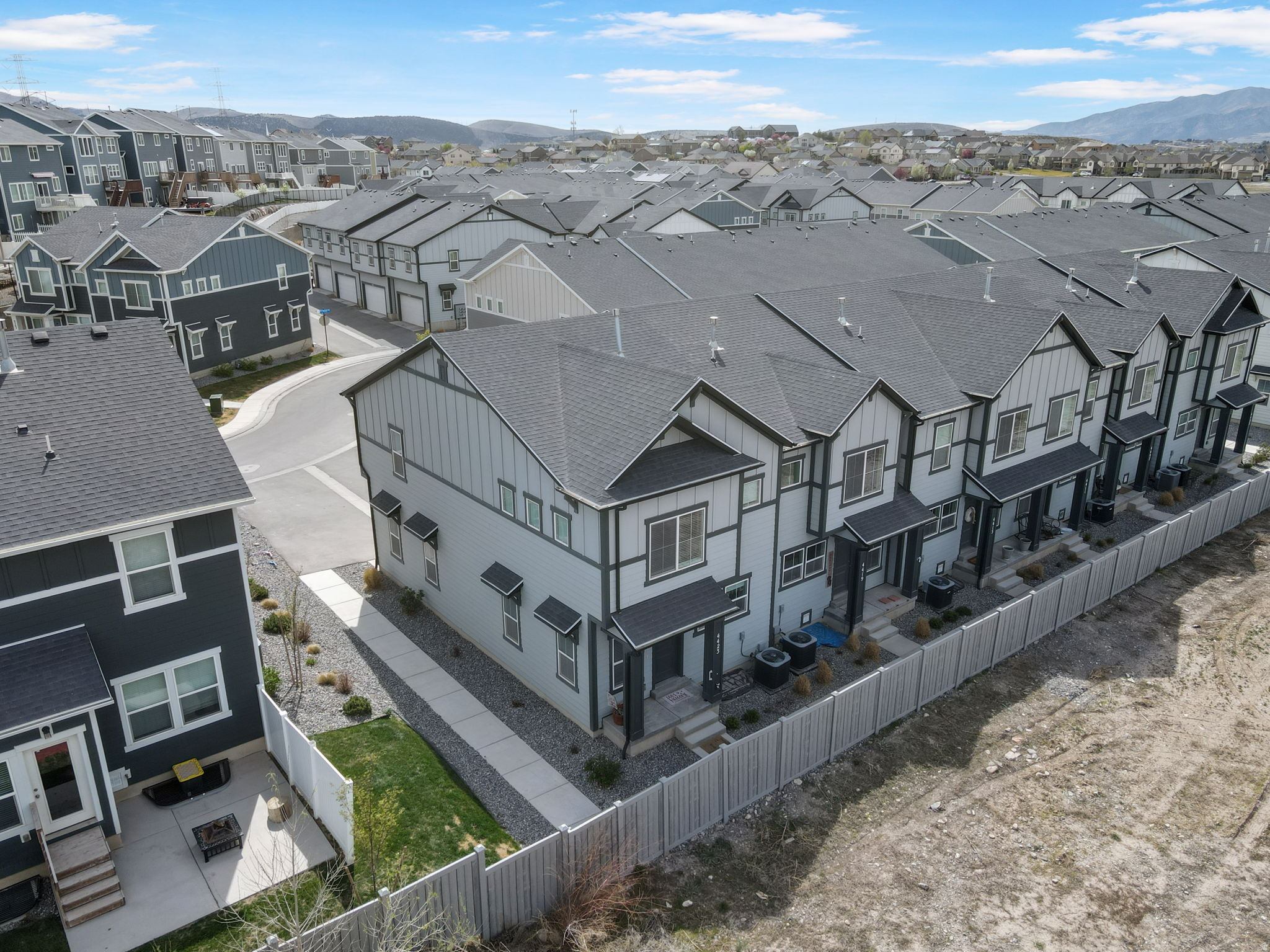 SCENIC MOUNTAIN - Residential