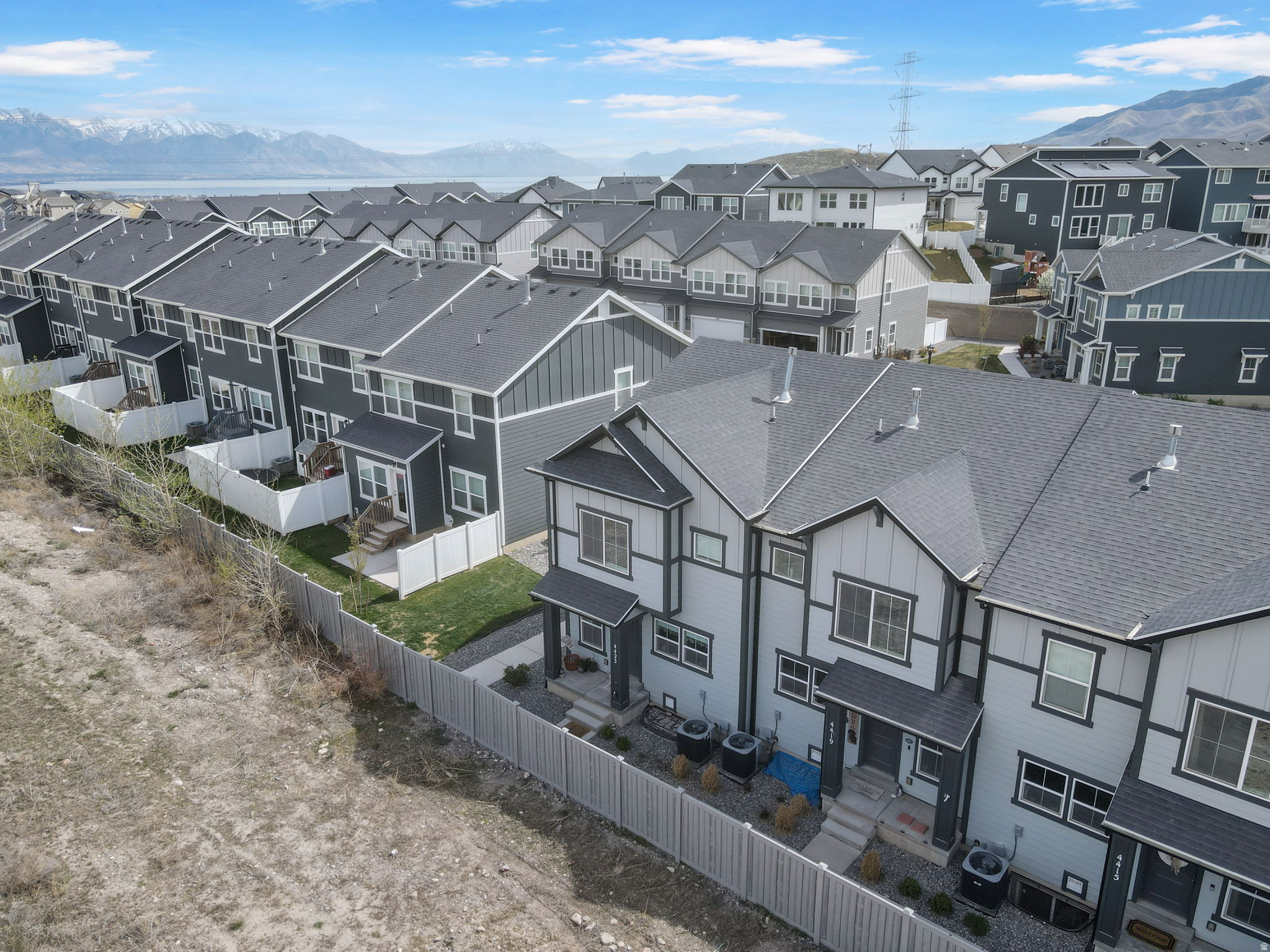 SCENIC MOUNTAIN - Residential