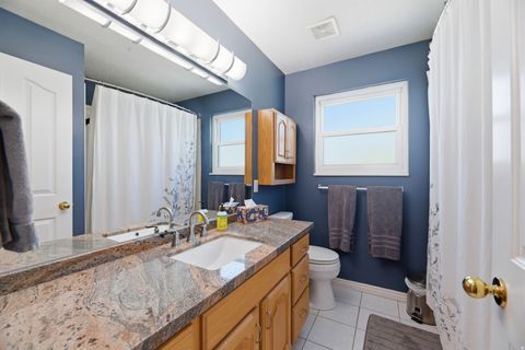 Tiny photo for 6574 S MURRAY BLUFFS DR, Murray, UT 84123 (MLS # 2158267)