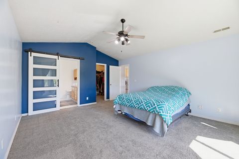 Tiny photo for 6574 S MURRAY BLUFFS DR, Murray, UT 84123 (MLS # 2158267)