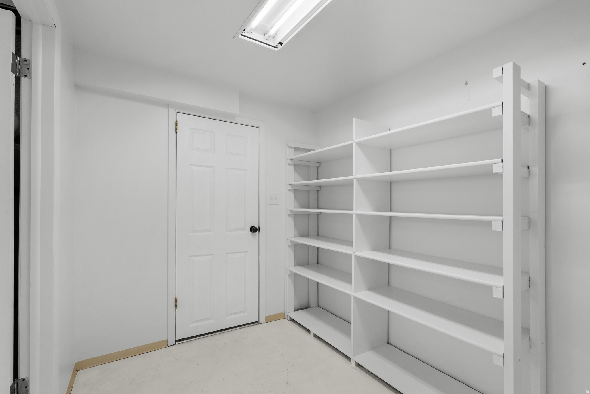 CAMELOT - Residential