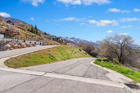 Tiny photo for 3088 E SILVER HAWK DR S, Holladay, UT 84121 (MLS # 2122096)