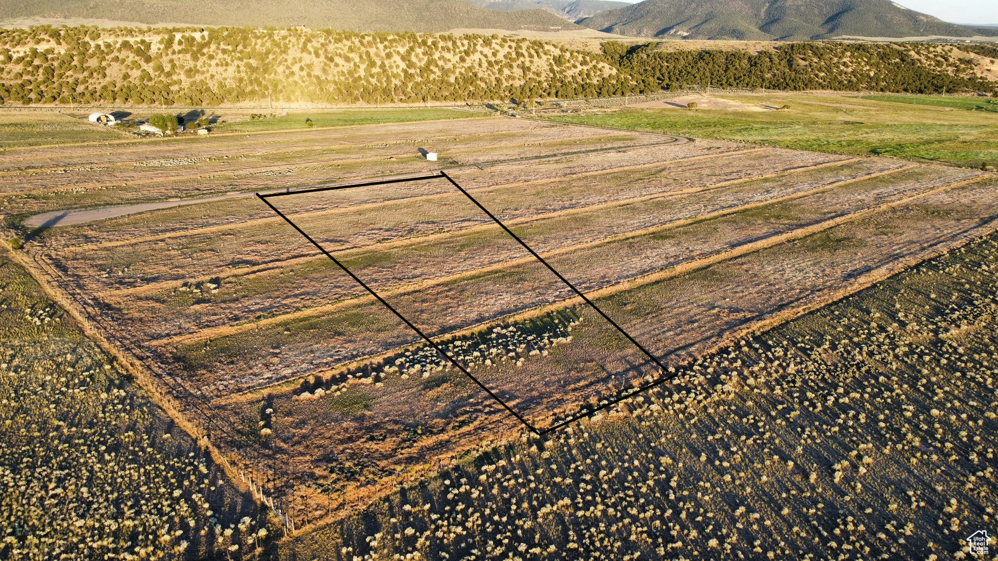 MINERAL VIEW ESTATES - Land