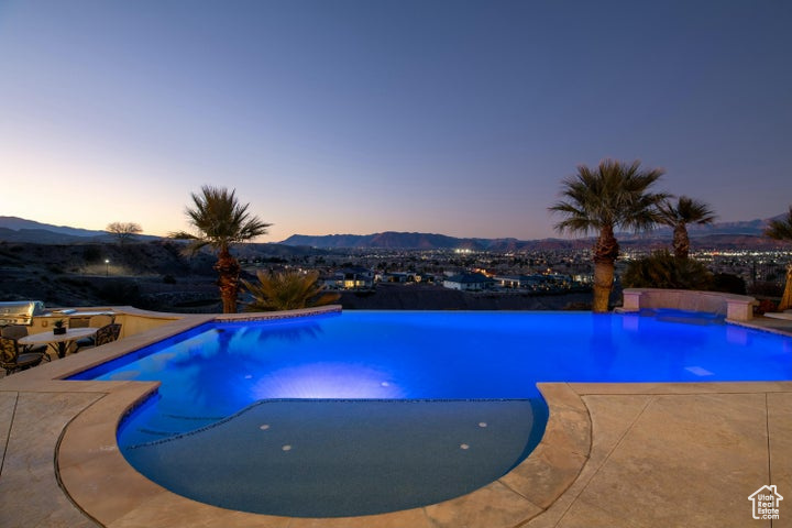 THE HIGHLANDS AT GREEN VALLEY - Residential