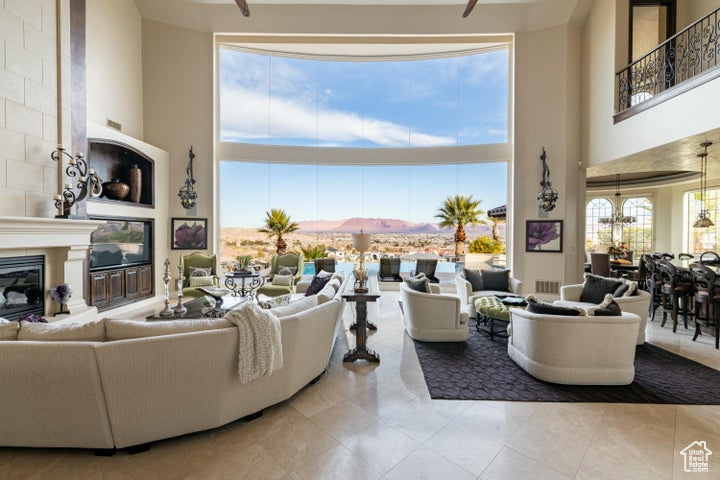 THE HIGHLANDS AT GREEN VALLEY - Residential