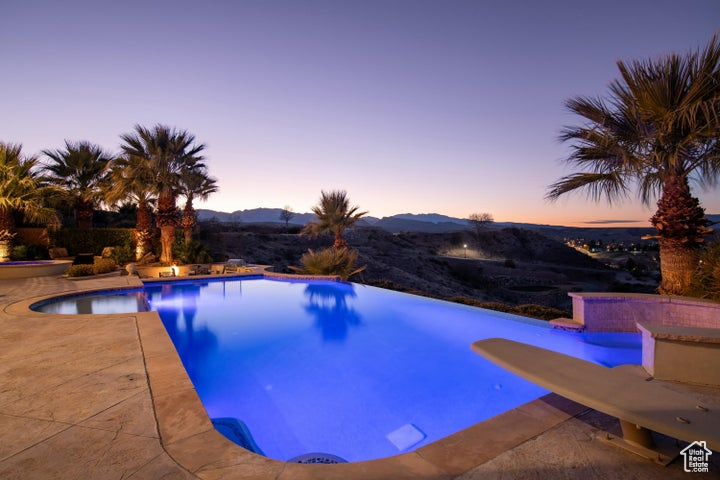 THE HIGHLANDS AT GREEN VALLEY - Residential