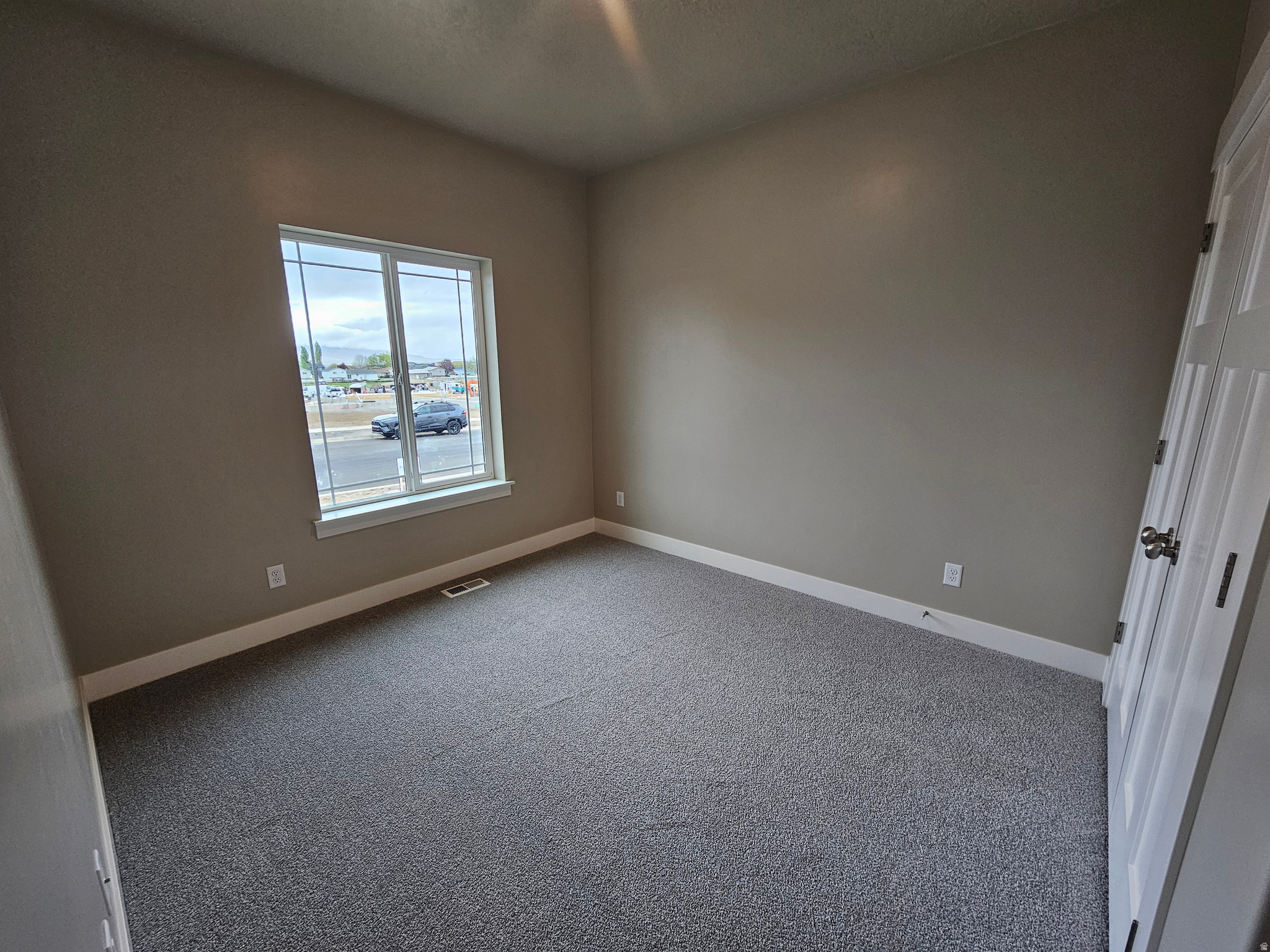 RUSTY RIDGE - Residential